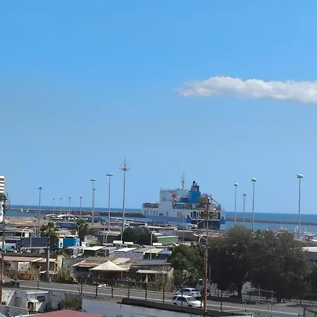 Cerulean Harbour House - Wifi, Ac, 5 Minutes From The Beach, Parking, Terrace, Air Conditioning *