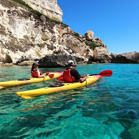 Cerulean Harbour House - Wifi, Ac, 5 Minutes From The Beach, Parking, Terrace, Air Conditioning * Cagliari