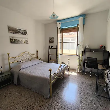 Cerulean Harbour House - Wifi, Ac, 5 Minutes From The Beach, Parking, Terrace, Air Conditioning Apartamento Cagliari